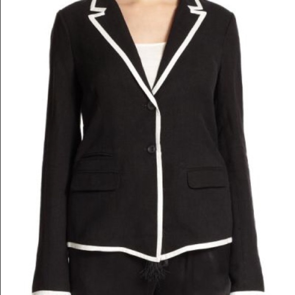 NWT  Elizabeth and James Renata linen black blazer